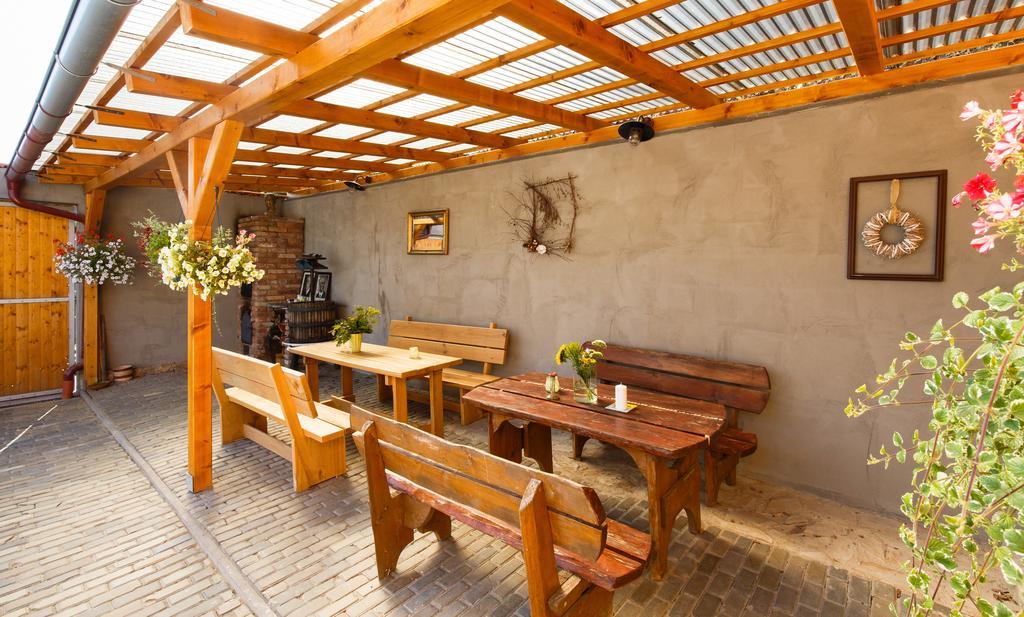 Nad Vinnym Sklipkem Znojmo Extérieur photo